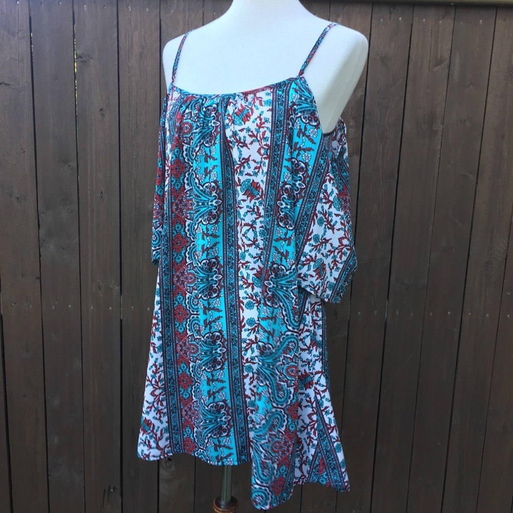Rue 21 | Printed Cold Shoulder Dress Sz Medium